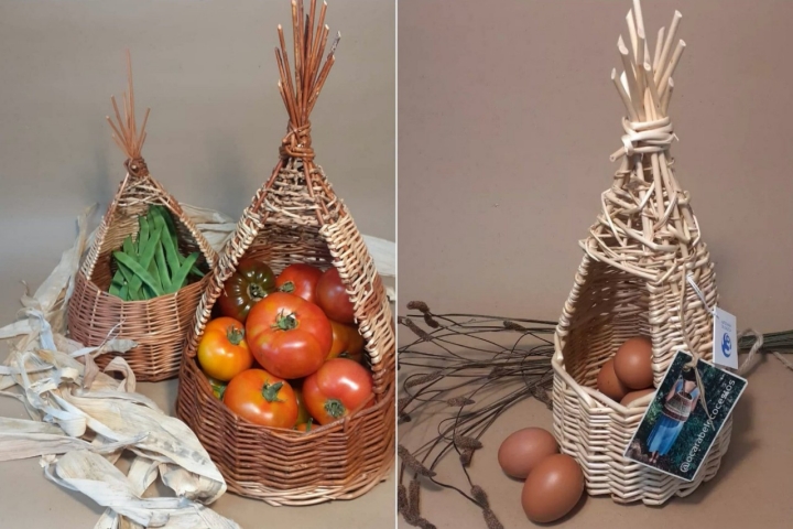 Varios ejemplos de las cestas 'piteiras' de O Carabel Ecocesto.