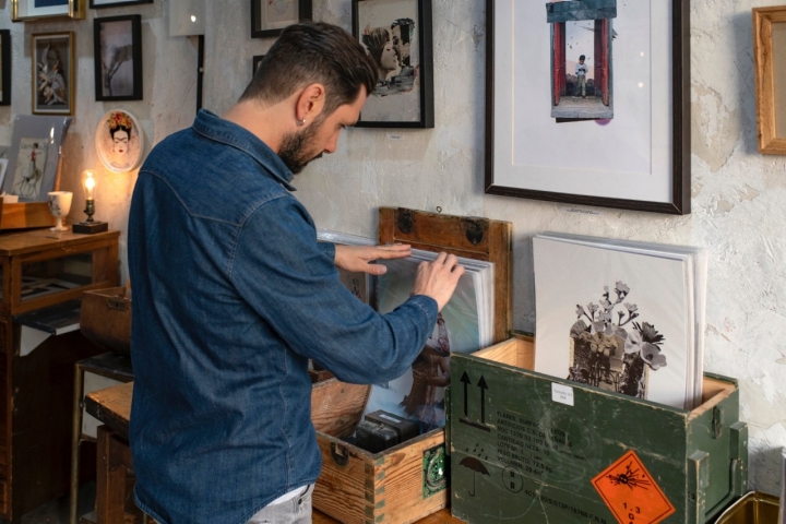El collage es una técnica artística que está sumando más adeptos por su potente fuerza expresiva.