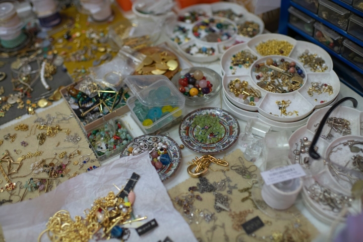 ‘De Piedra Creaciones’ es que restauran piezas antiguas adaptándolas a las corrientes contemporáneas.