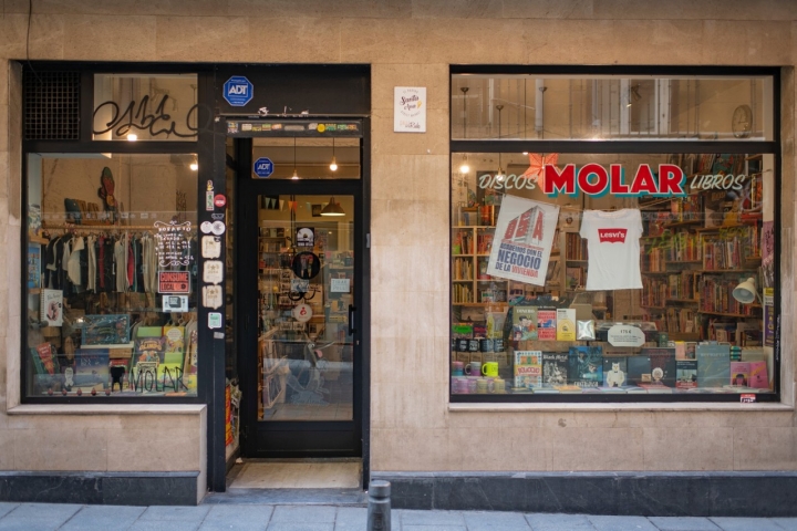 ‘Molar’ se encuentra en la calle Ruda, una de las vías comerciales más interesantes de La Latina.
