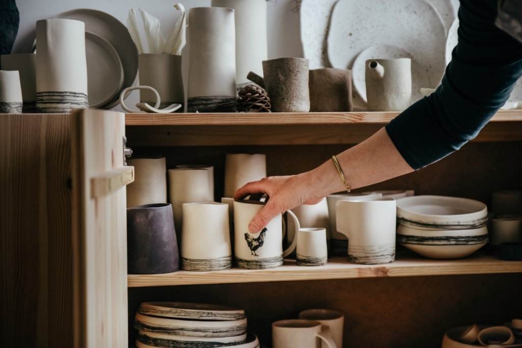 Platos con magia desde el taller de cerámica