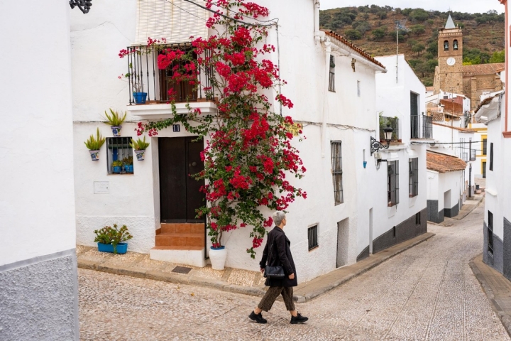 Paseo por las calles de Almonaster la Real