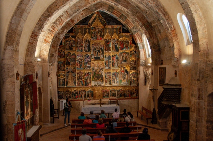 Escapada Anento iglesia