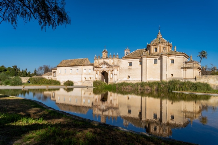 Exterior del Monasterio de la Cartuja