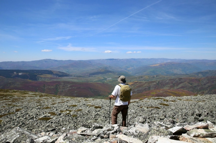 Vistas desde el pedregal de Pico Teleno de León