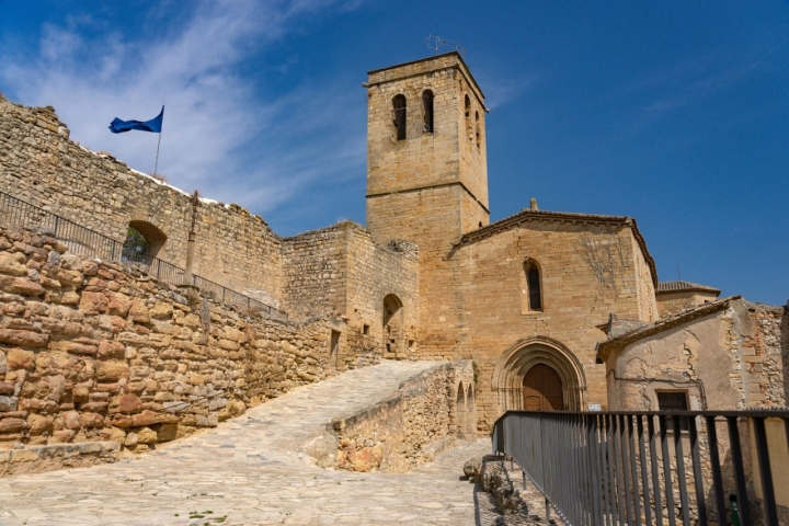La iglesia medieval de Guimera.