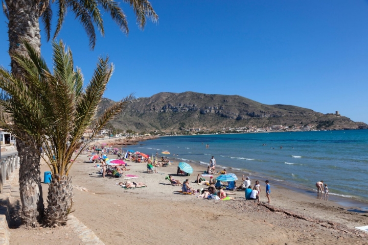 La apetecible Playa de la Azohía.