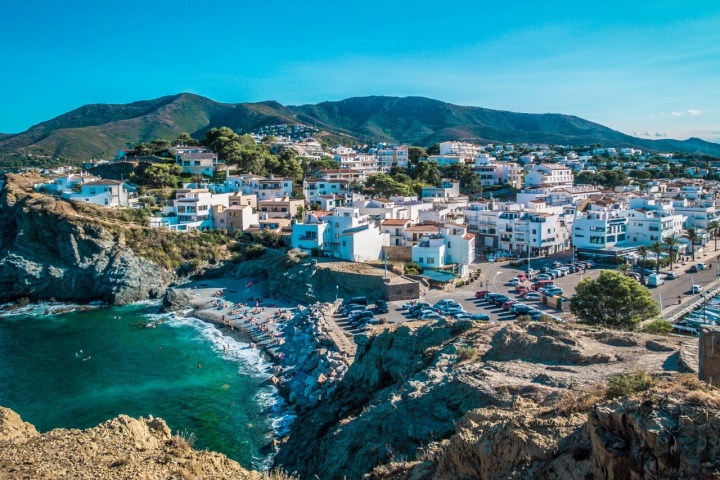 Point of view of Llaca in spain.