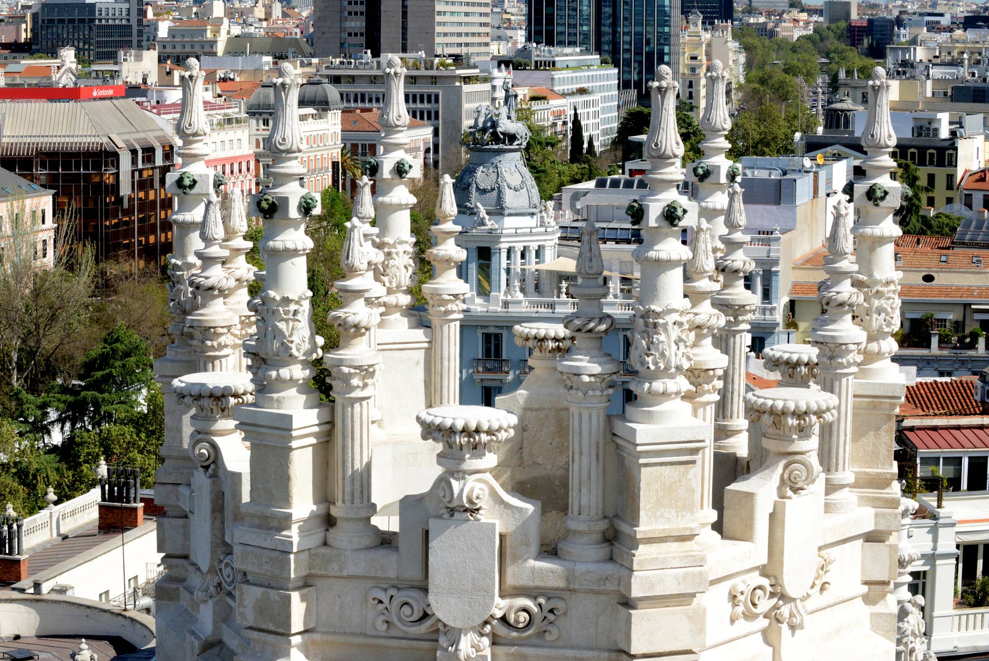 Ruta arquitecto Antonio Palacios pináculos palacio correos