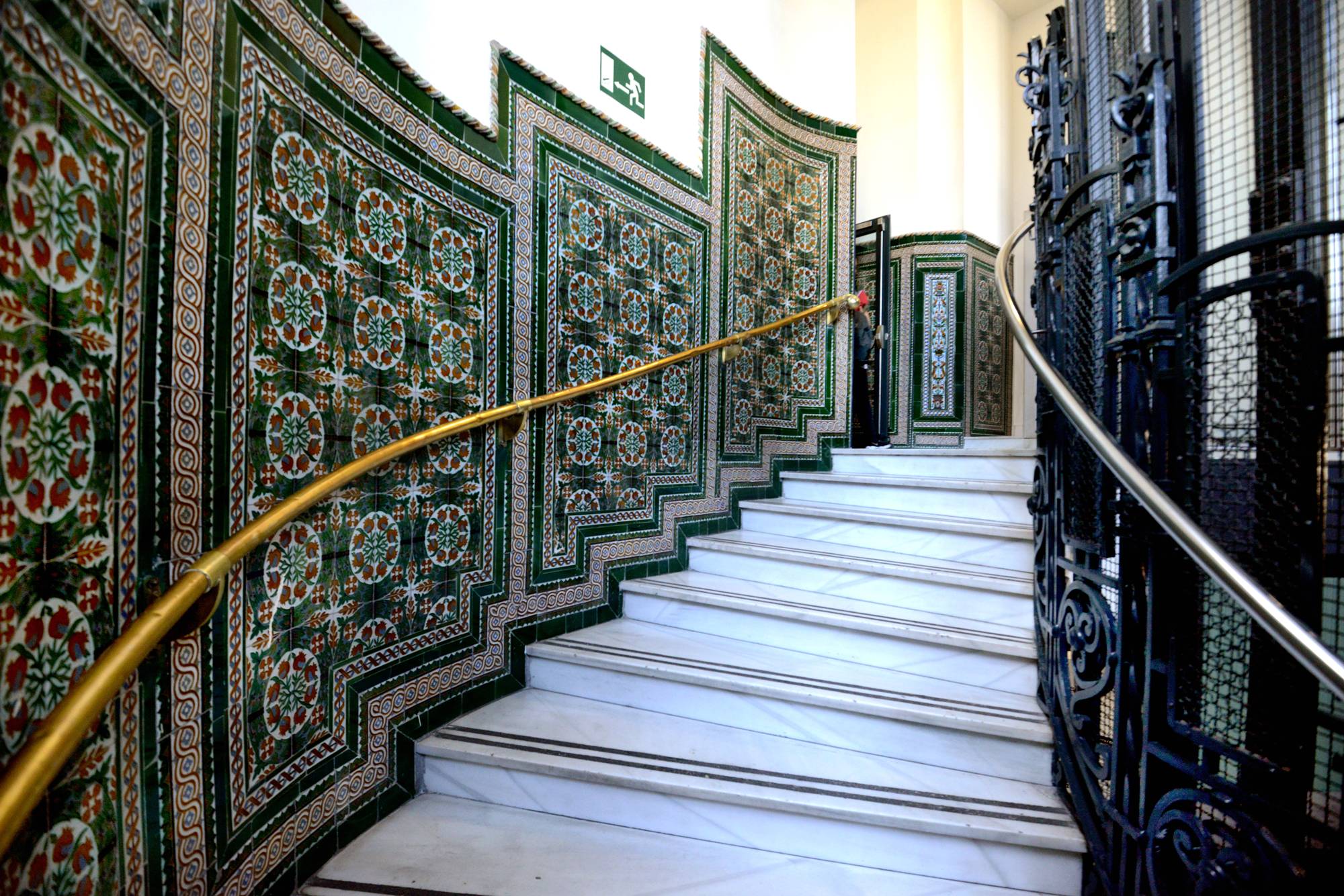 Ruta arquitecto Antonio Palacios azulejos Correos
