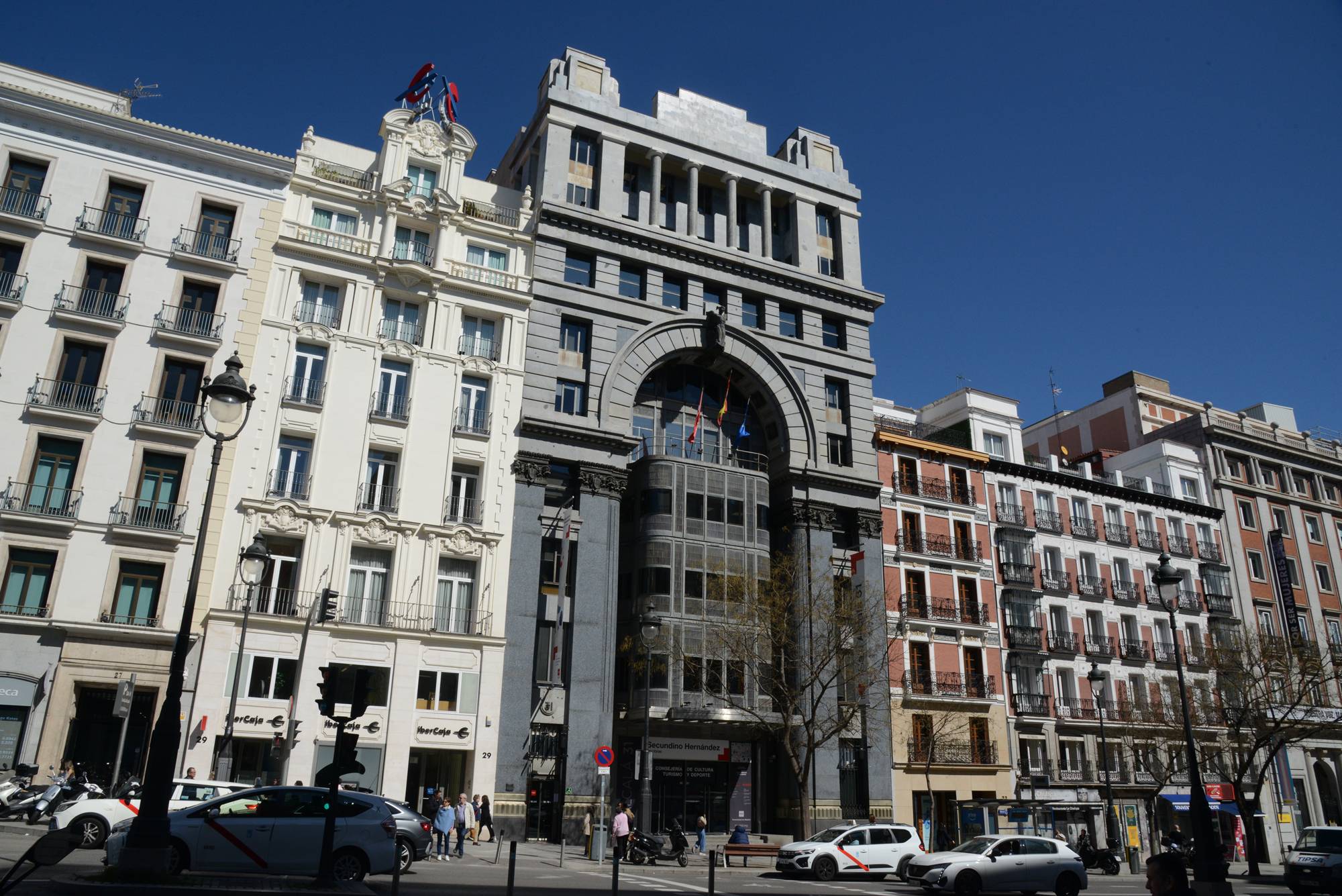 Ruta arquitecto Antonio Palacios Banco Mercantil e Industrial