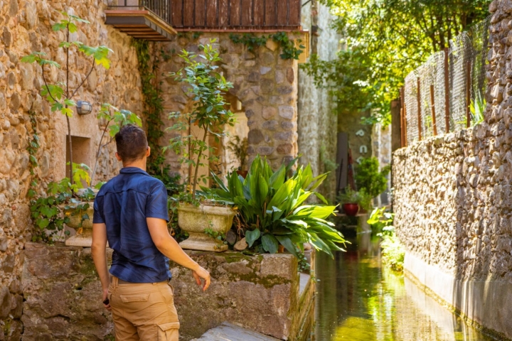 Ruta Camino Natural Muga canal