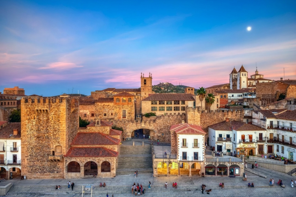 La ciudad extremeña que tienes que visitar (y todo el mundo lo sabe)