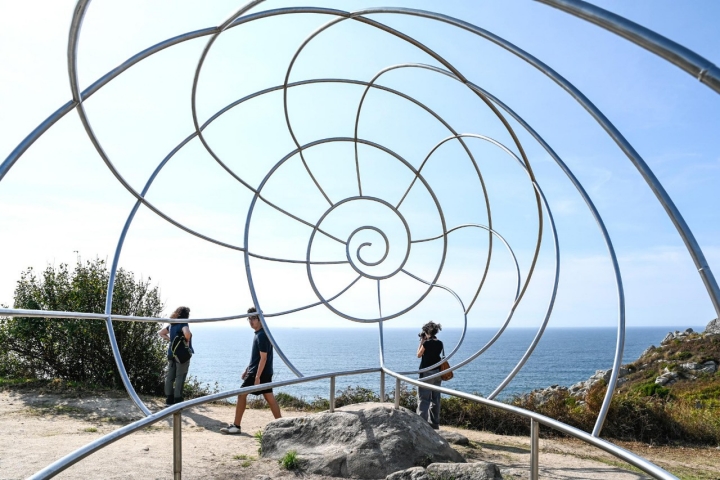 Ruta cabos O Morrazo escultura 
