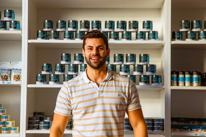 Carlos Padrón, cuarta generación de salineros; bisnieto-sobrino del fundador.