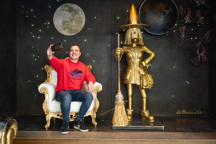 Administración de loterías La Bruixa d'Or en Sort.