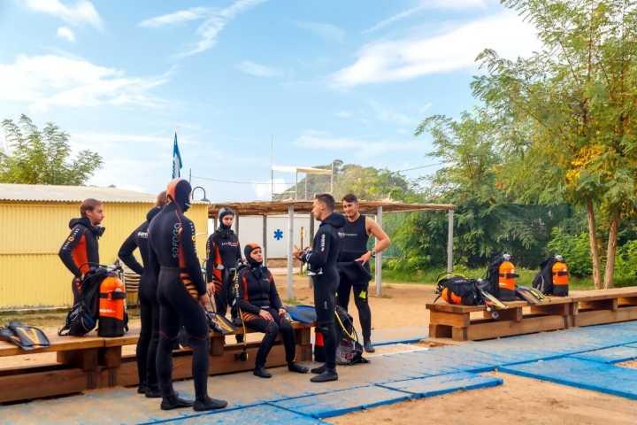 En Tossa de Mar hay al menos diez escuelas y centros de buceo. Italianos y franceses son los clientes más habituales. Foto: Shutterstock.