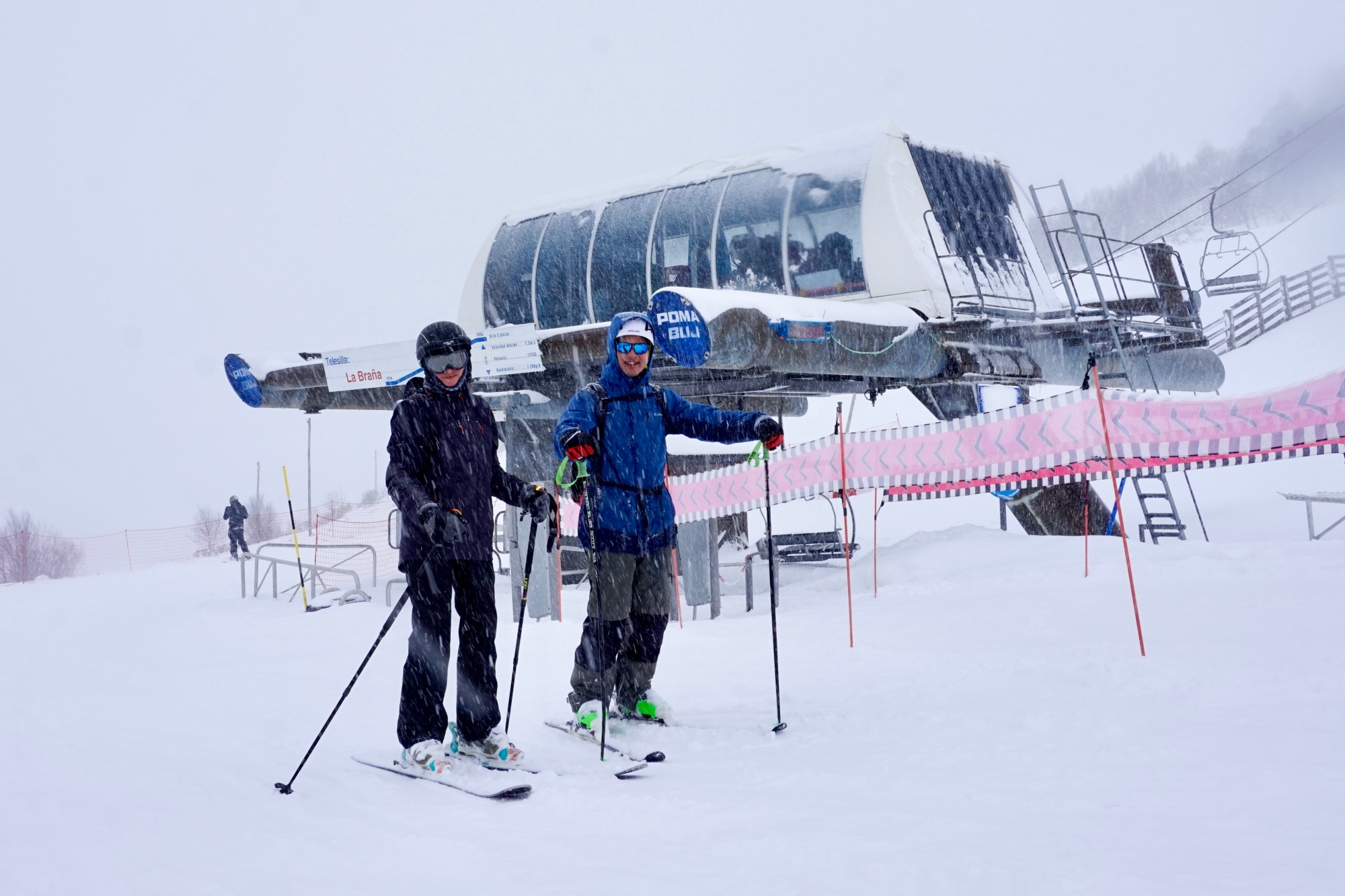  Esquiadores en Valle de Laciana-Leitariegos