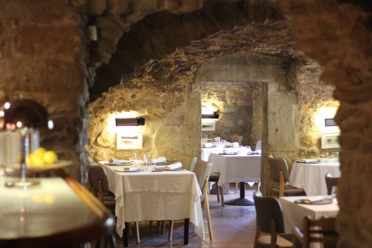 La Plaça by Vicenç Fajardo